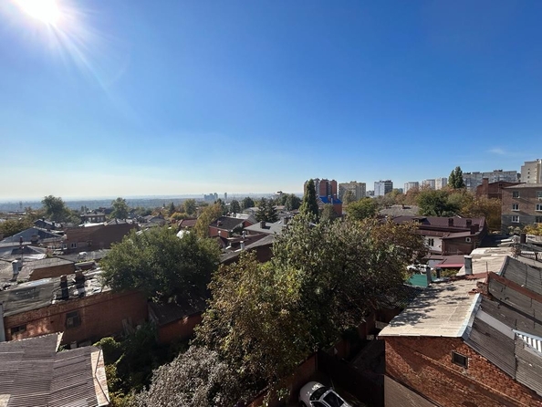 
   Продам 1-комнатную, 75 м², Закруткина ул, 2

. Фото 4.