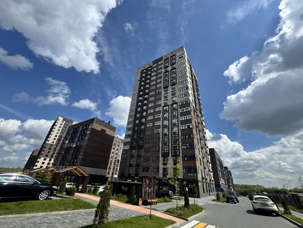 
   Продам 2-комнатную, 59 м², 40-летия Победы пр-кт, 111

. Фото 3.
