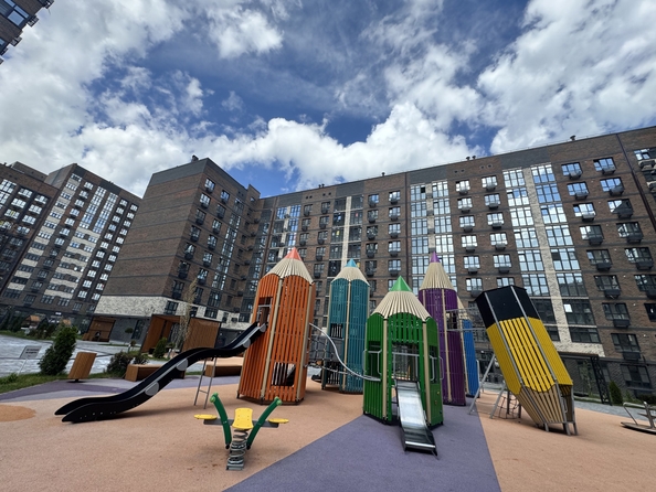 
   Продам 2-комнатную, 59 м², 40-летия Победы пр-кт, 111

. Фото 6.