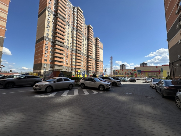 
   Продам 2-комнатную, 60 м², Богданова ул, 85/75

. Фото 13.