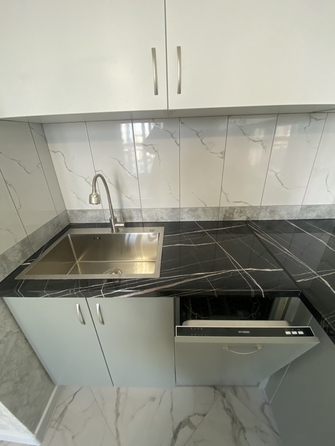 
   Продам 3-комнатную, 57 м², Еременко ул, 114

. Фото 2.
