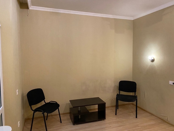 
   Продам студию, 28 м², Жданова ул, 1/5

. Фото 3.