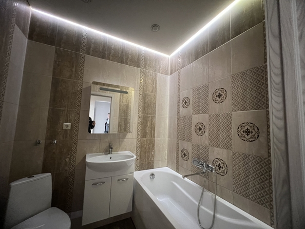 
   Продам 1-комнатную, 38 м², Жданова ул, 19

. Фото 8.