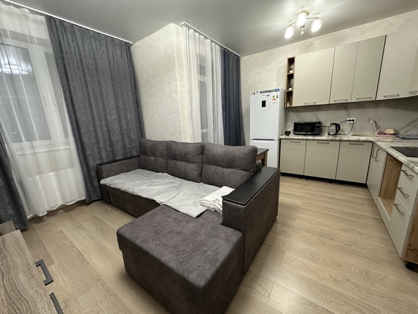
   Продам 2-комнатную, 38 м², Чаленко пер, 7

. Фото 6.