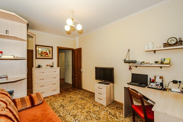 
   Продам 4-комнатную, 77.8 м², Горшкова пр-кт, 2

. Фото 9.