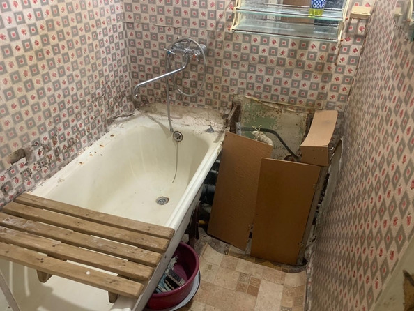 
   Продам 2-комнатную, 46 м², 2-я Краснодарская ул, 84

. Фото 8.