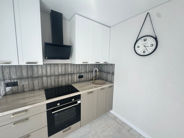 
   Продам 2-комнатную, 48 м², Еременко ул, 110

. Фото 2.