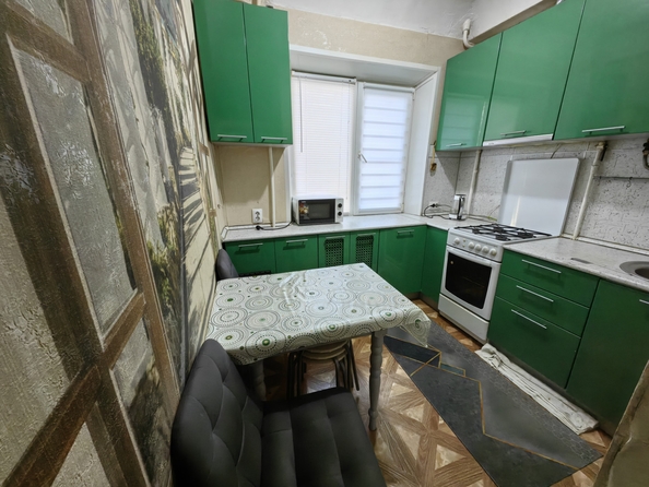 
   Продам 3-комнатную, 60 м², 40-летия Победы пр-кт, 65

. Фото 7.