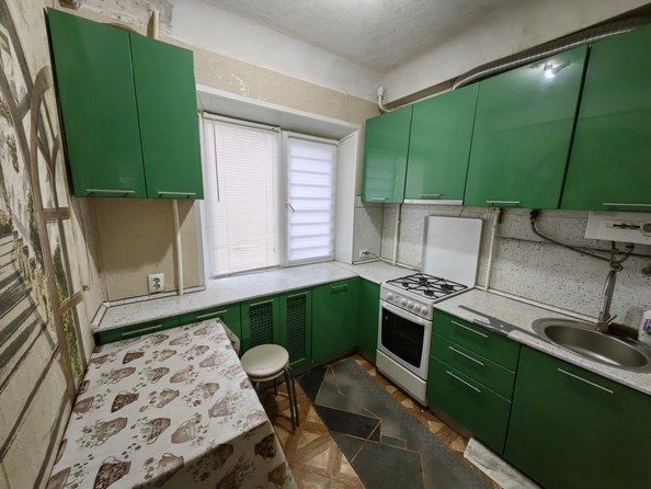 
   Продам 3-комнатную, 60 м², 40-летия Победы пр-кт, 65

. Фото 9.