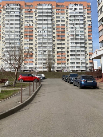 
   Продам 1-комнатную, 43 м², Платона Кляты ул, 27

. Фото 22.