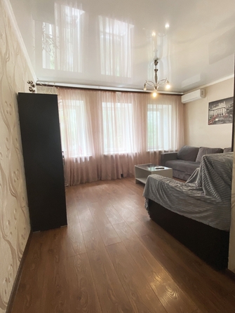
   Продам 1-комнатную, 36.5 м², Межевая ул, 110/37

. Фото 4.