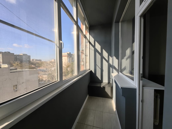 
   Продам 2-комнатную, 66 м², Черевичкина ул, 15/10

. Фото 7.