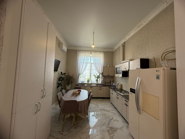 
   Продам дом, 200 м², Ростов-на-Дону

. Фото 8.