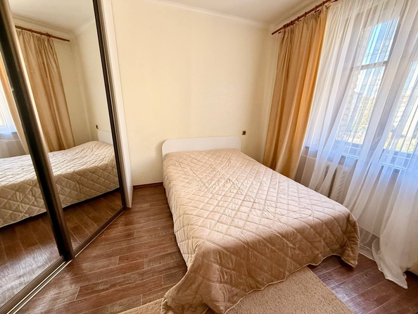 
   Продам 2-комнатную, 35.6 м², Содружества ул, 80

. Фото 1.