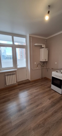 
   Продам 1-комнатную, 37 м², Берберовская ул, 28

. Фото 4.