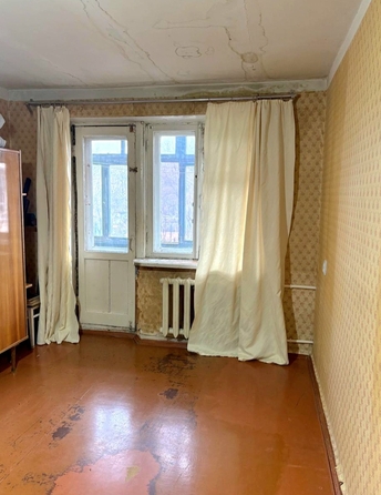 
   Продам 2-комнатную, 45 м², Свободы пл, 8

. Фото 1.