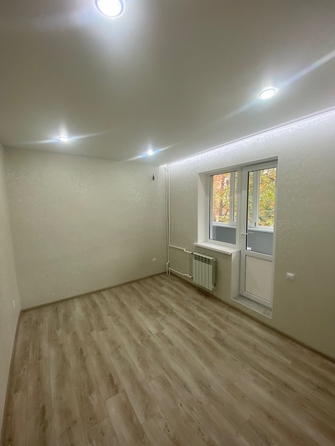 
  Продается 2-комн. квартира, 52 м², Королева пр-кт, д. 16
. Фото 4.