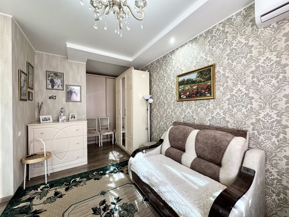 
  Продается 1-комн. квартира, 33 м², Суворова ул, д. 21
. Фото 5.