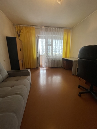 
  Продается 2-комн. квартира, 85 м², Комарова б-р, д. 16
. Фото 1.