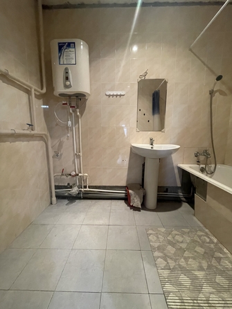 
  Продается 2-комн. квартира, 85 м², Комарова б-р, д. 16
. Фото 20.