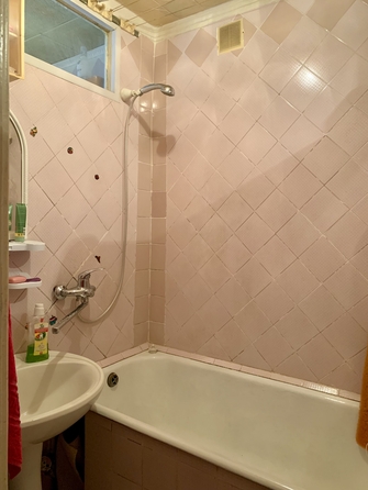 
  Продается 3-комн. квартира, 60 м², Стачки пр-кт, д. 11
. Фото 11.