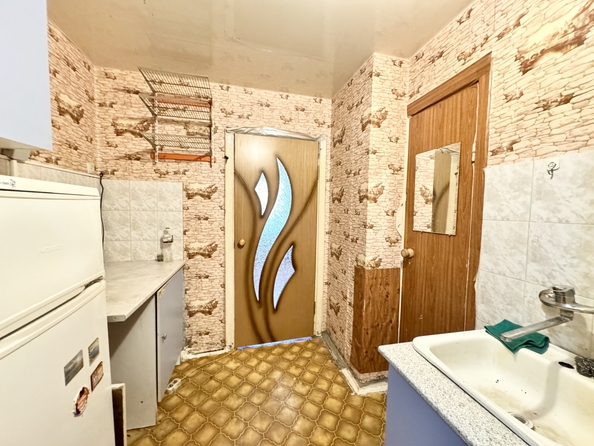 
  Продается 1-комн. квартира, 18 м², 40-летия Победы пр-кт, д. 282
. Фото 3.