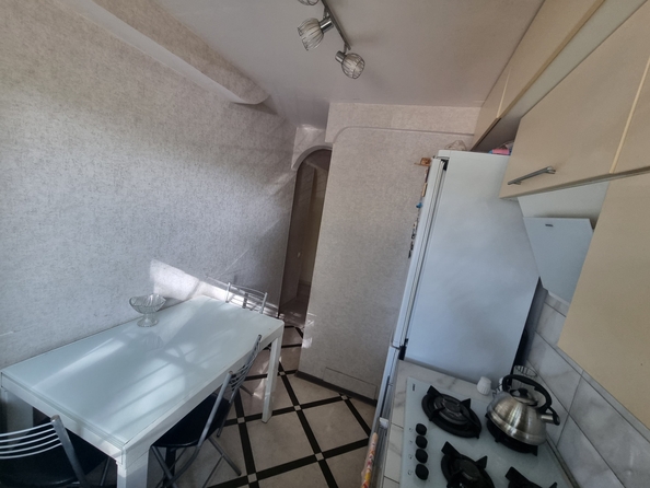 
  Продается 3-комн. квартира, 50 м², Гвардейский пер, д. 72а
. Фото 2.