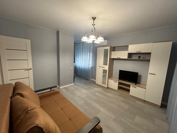 
  Продается 1-комн. квартира, 40 м², Зорге ул, д. 62
. Фото 4.