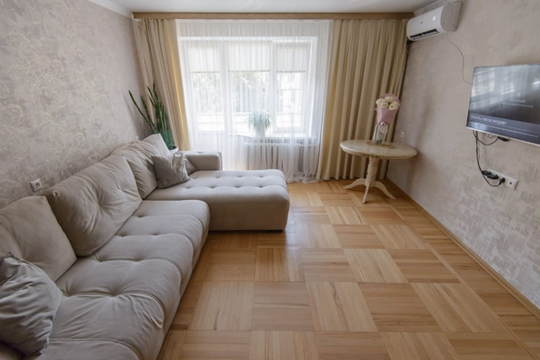 
  Продается 4-комн. квартира, 80 м², 1-я Баррикадная ул, д. 48
. Фото 3.