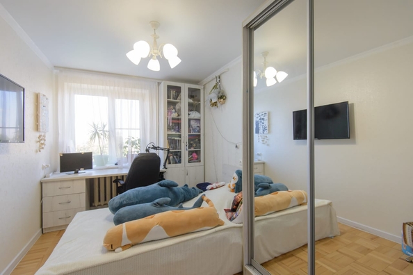 
  Продается 4-комн. квартира, 80 м², 1-я Баррикадная ул, д. 48
. Фото 9.