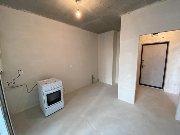 
  Продается 1-комн. квартира, 35 м², Берберовская ул, д. 11
. Фото 2.