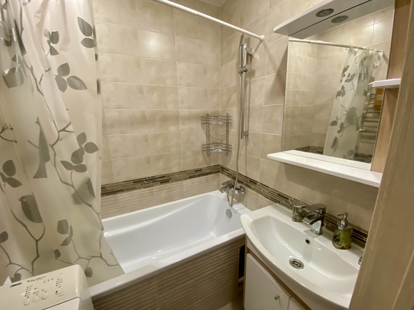 
  Продается 3-комн. квартира, 64 м², 40-летия Победы пр-кт, д. 81
. Фото 9.