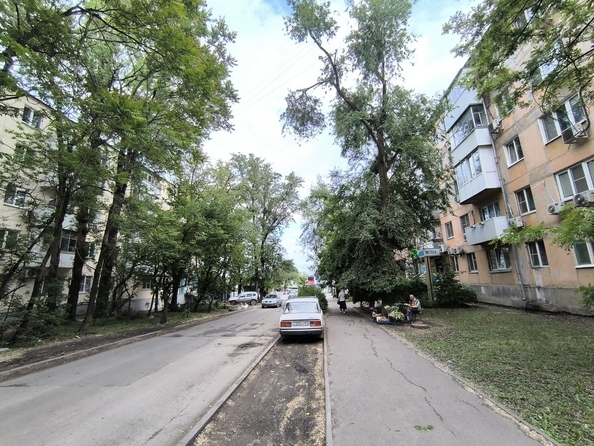 
  Продается 1-комн. квартира, 32 м², Таганрогская ул, д. 141
. Фото 2.