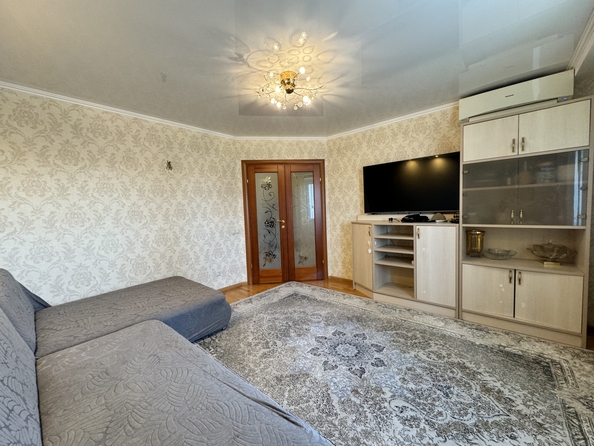 
  Продается 4-комн. квартира, 80 м², 40-летия Победы пр-кт, д. 37
. Фото 2.