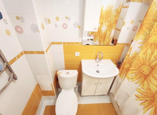 
  Продается 4-комн. квартира, 80 м², 40-летия Победы пр-кт, д. 37
. Фото 11.