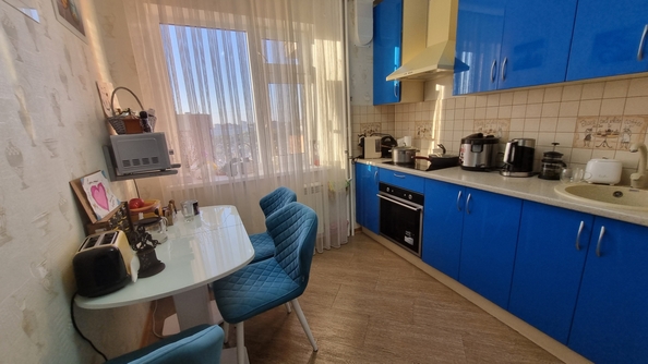 
  Продается 2-комн. квартира, 41 м², Жмайлова ул, д. 4/2
. Фото 4.