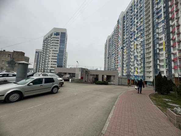 
  Продается 1-комн. квартира, 42.5 м², Гвардейский пер, д. 13
. Фото 10.