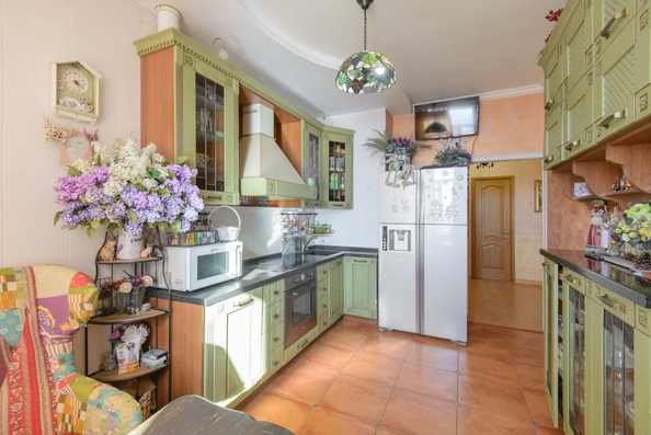 
  Продается 2-комн. квартира, 77 м², Ульяновская ул, д. 50
. Фото 7.