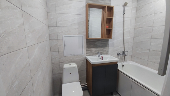 
  Продается 2-комн. квартира, 48 м², Коммунистический пр-кт, д. 33/1
. Фото 4.