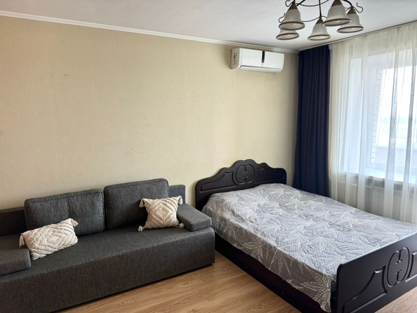 
  Продается 1-комн. квартира, 36 м², 11-я улица ул, д. 53
. Фото 3.