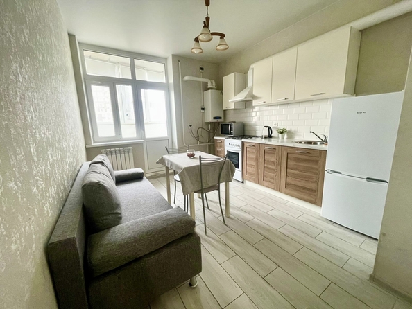 
  Продается 1-комн. квартира, 41 м², Береговая ул, д. 117
. Фото 1.