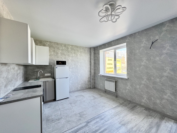 
  Продается студия, 36 м², Комарова б-р, д. 1
. Фото 1.