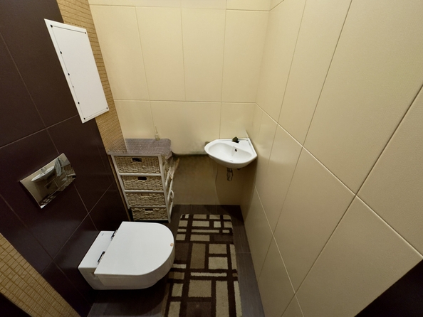 
  Продается 3-комн. квартира, 97.5 м², 40-летия Победы пр-кт, д. 95
. Фото 8.