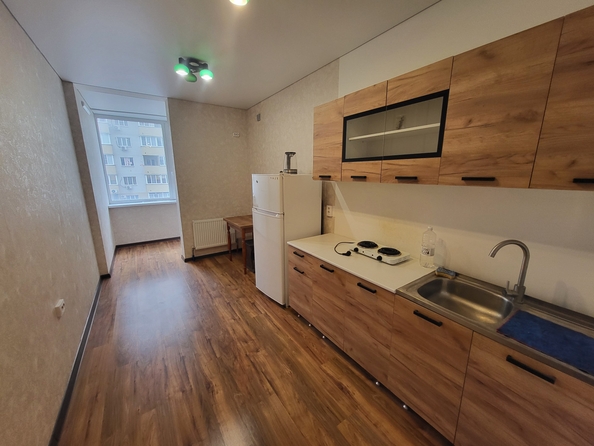 
  Продается 1-комн. квартира, 40.5 м², Жмайлова ул, д. 4г
. Фото 1.