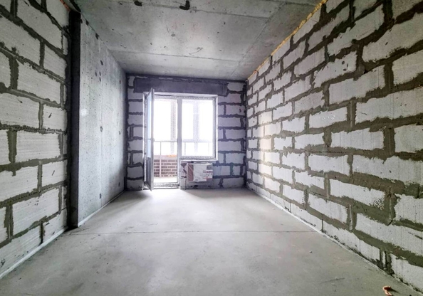 
  Продается 2-комн. квартира, 41.8 м², ЖК Кристалл 2
. Фото 2.
