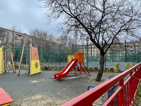 
  Продается 2-комн. квартира, 49 м², Немировича-Данченко ул, д. 76
. Фото 15.