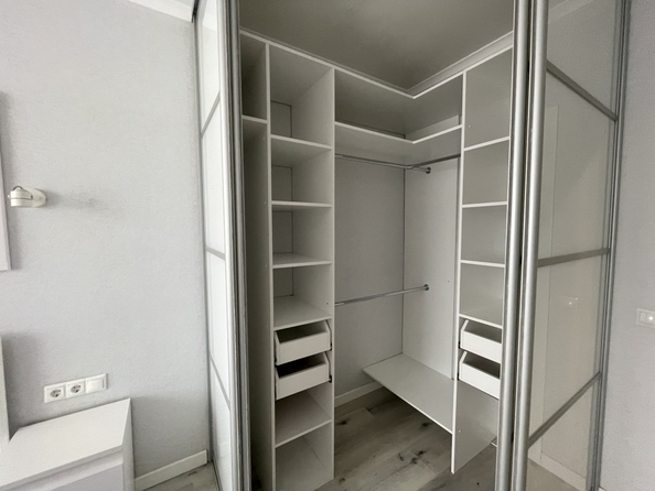 
  Продается 2-комн. квартира, 55 м², Тружеников ул, д. 80
. Фото 15.