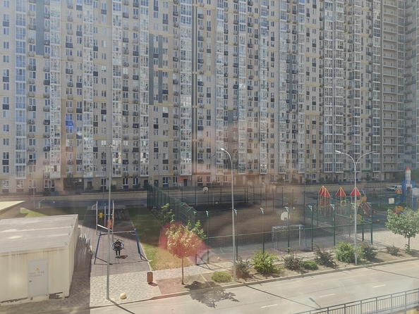 
  Продается 2-комн. квартира, 50 м², Стабильная ул, д. 3
. Фото 26.