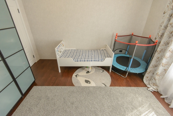 
  Продается 4-комн. квартира, 93 м², Комсомольская ул, д. 135
. Фото 10.