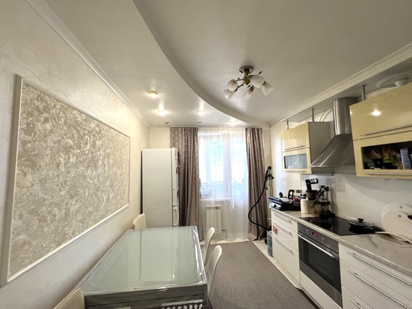 
  Продается 2-комн. квартира, 76 м², 40-летия Победы пр-кт, д. 85
. Фото 2.